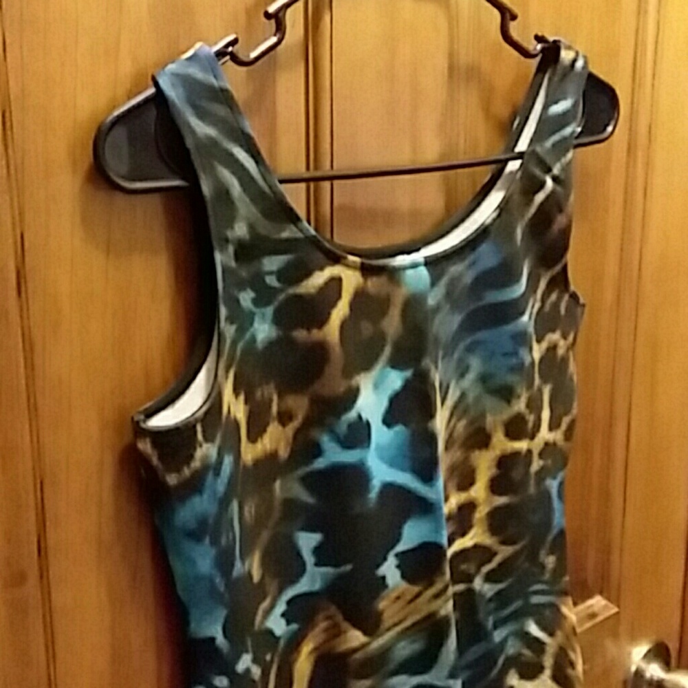 Dress - Picture 2 of 3